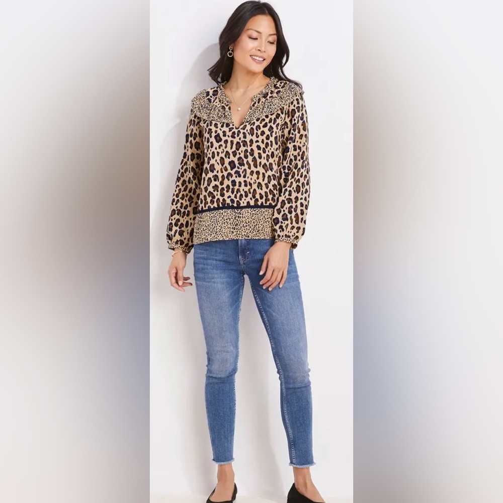 NWT! Vineyard Vines Cheetah Print Ruffle Top
